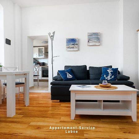 Kleines Glueck Apartment ลาเบอ ภายนอก รูปภาพ